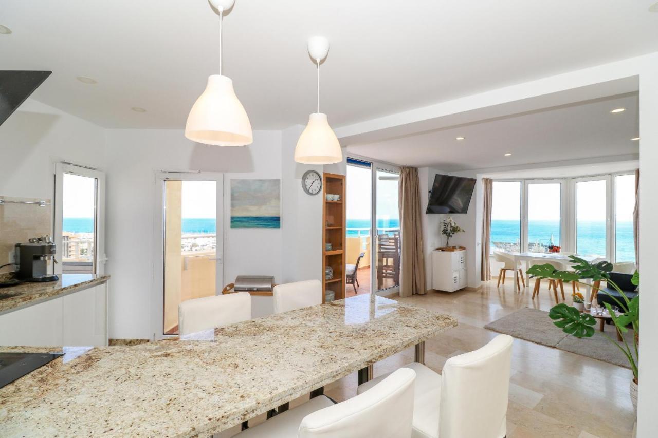 Penthouse With Panoramic Views - Puerto Marina Daire Benalmádena Dış mekan fotoğraf